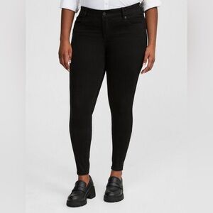 Bombshell skinny jeans